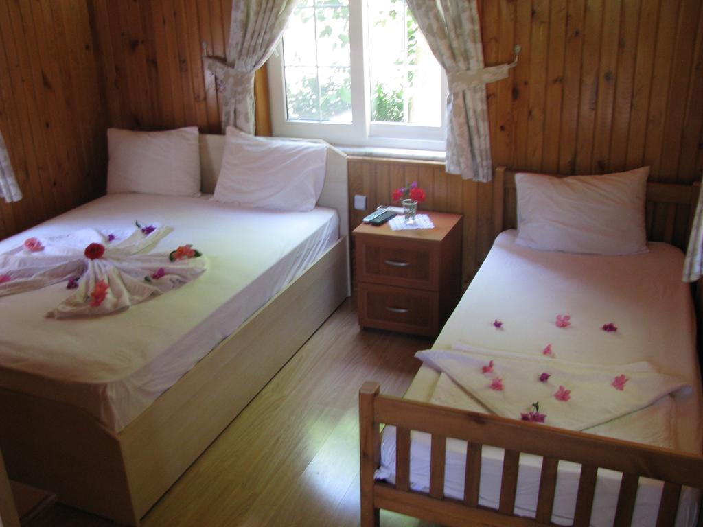 Atici 2 Hotel Adrasan Habitación foto